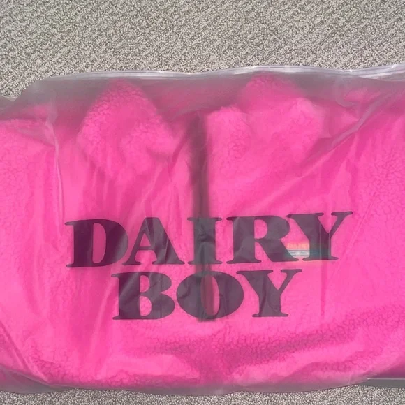 Dairy Boy Green Mountain Fleece Highlighter Pink Pullover - Picture 5 of 6